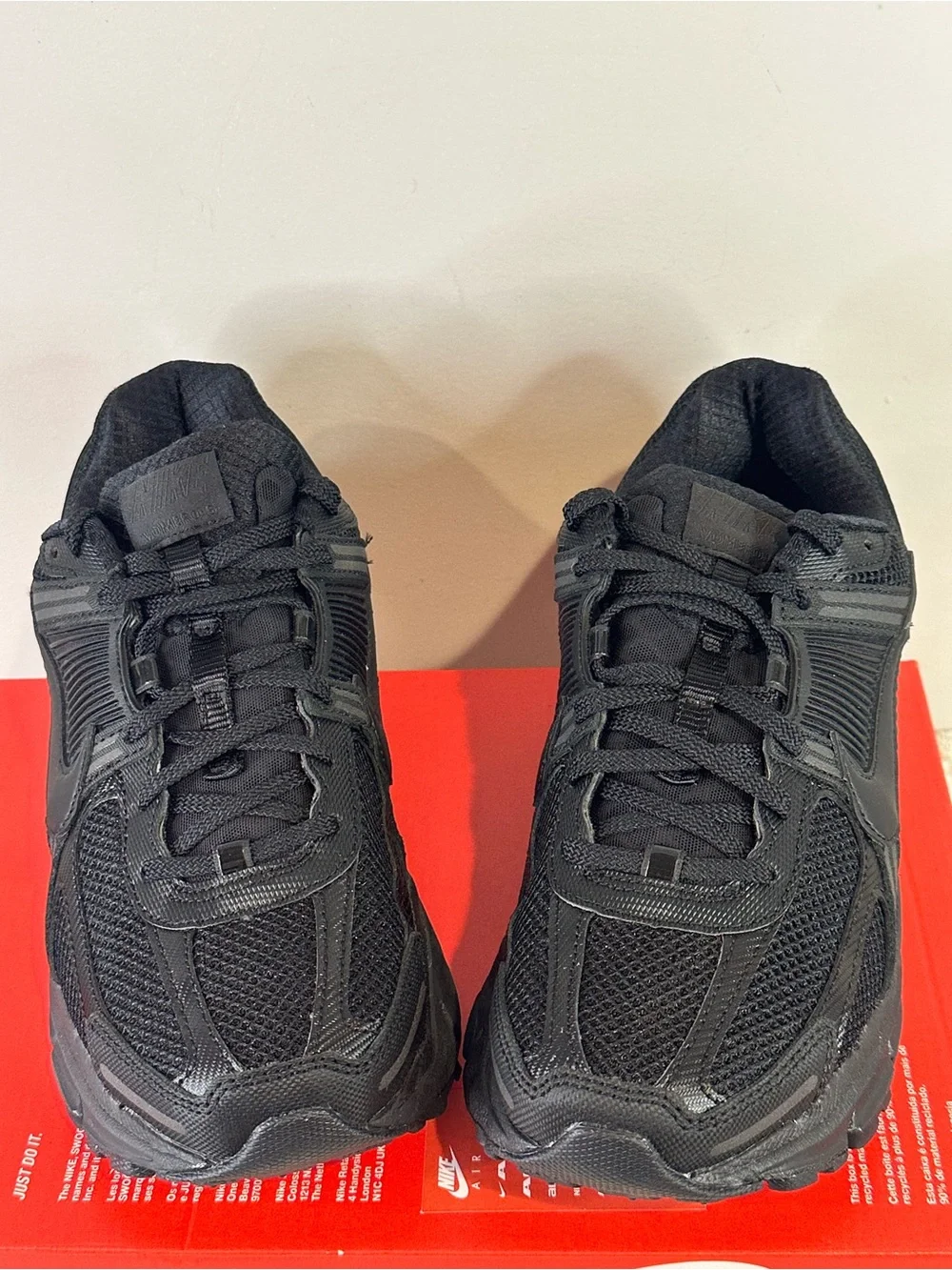 Nike Air Zoom Vomero 5